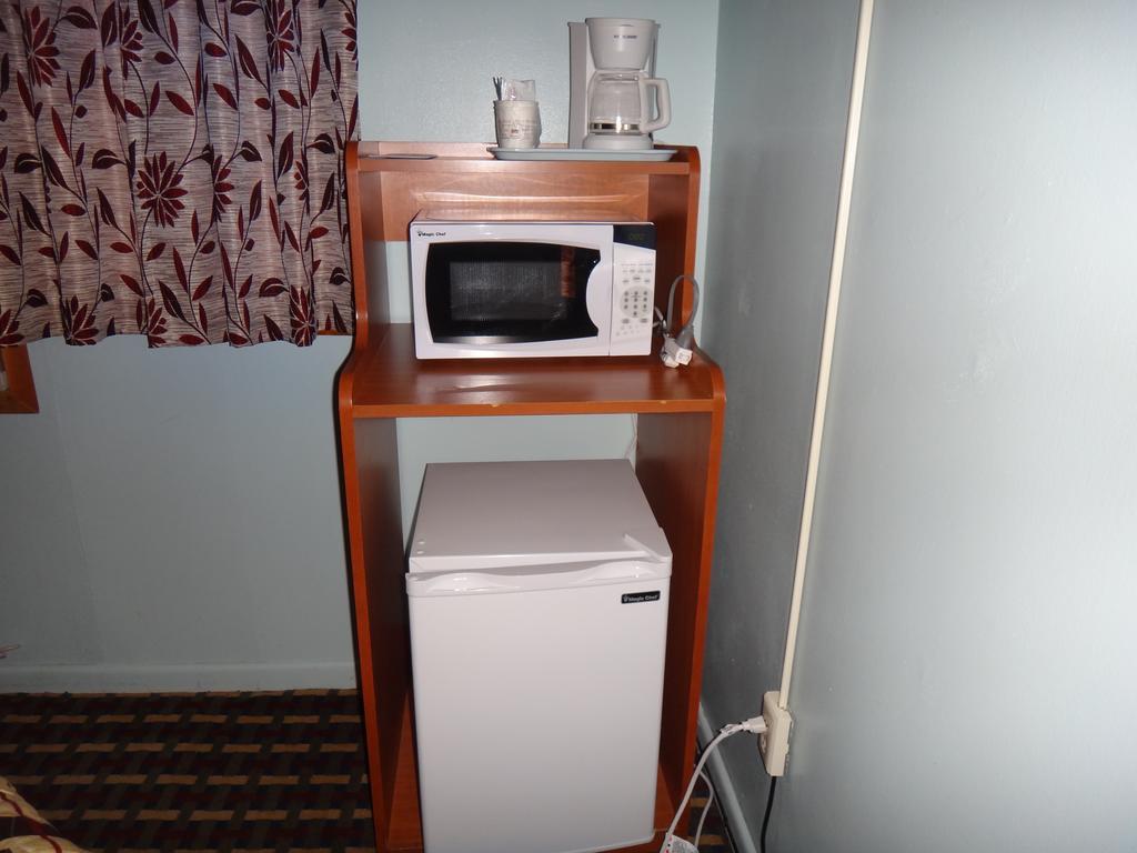 Pine Ridge Motel Dodgeville Dış mekan fotoğraf