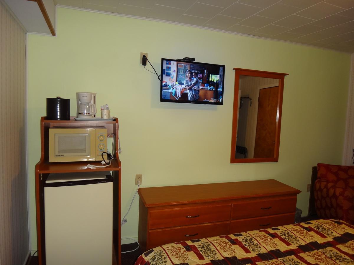 Pine Ridge Motel Dodgeville Dış mekan fotoğraf