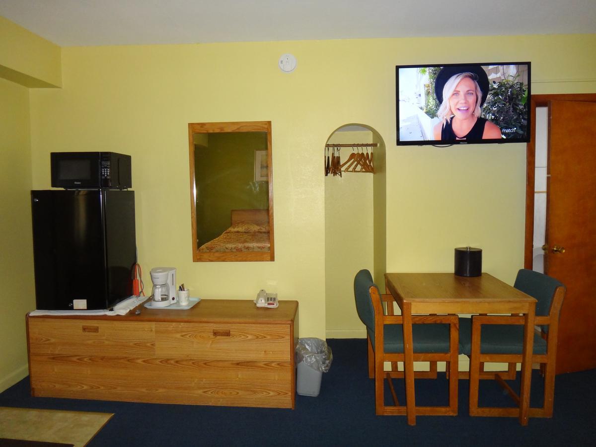 Pine Ridge Motel Dodgeville Dış mekan fotoğraf