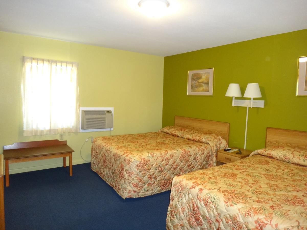 Pine Ridge Motel Dodgeville Dış mekan fotoğraf