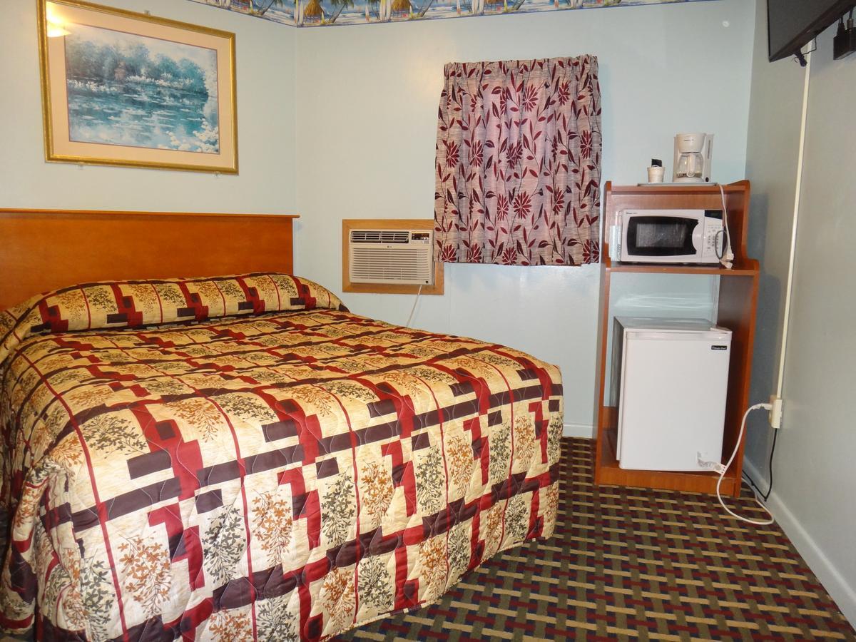 Pine Ridge Motel Dodgeville Dış mekan fotoğraf