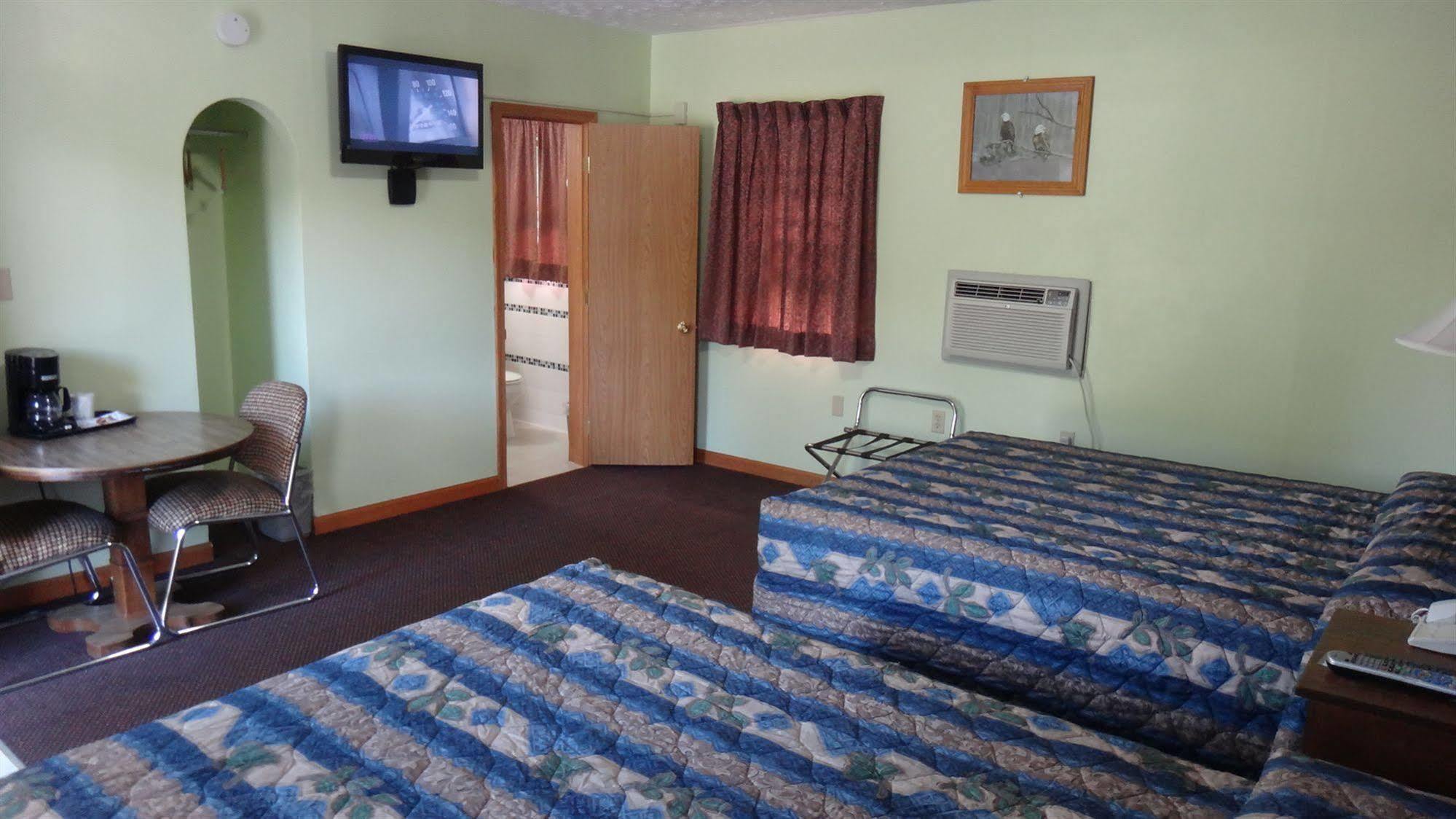 Pine Ridge Motel Dodgeville Dış mekan fotoğraf