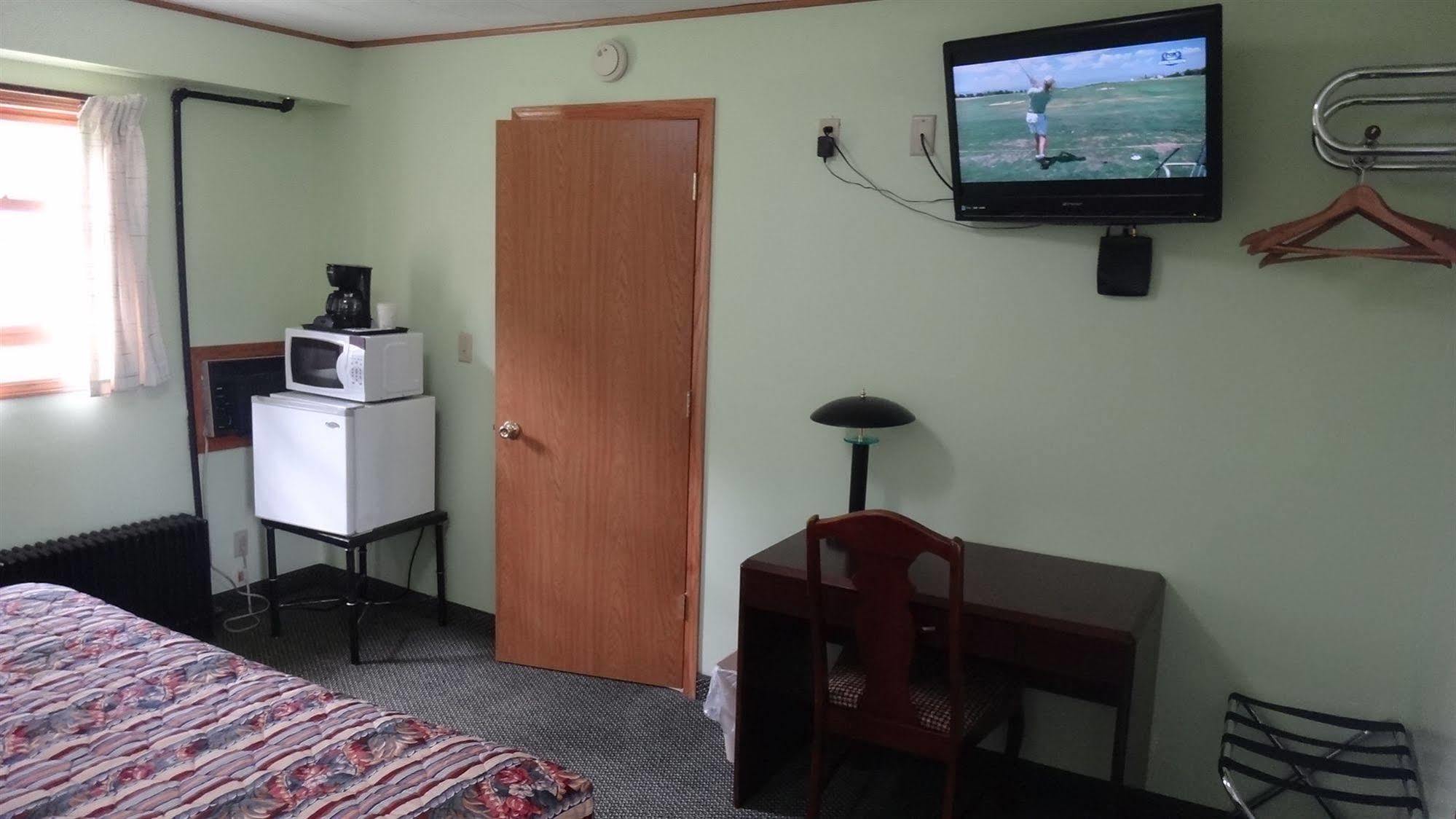 Pine Ridge Motel Dodgeville Dış mekan fotoğraf