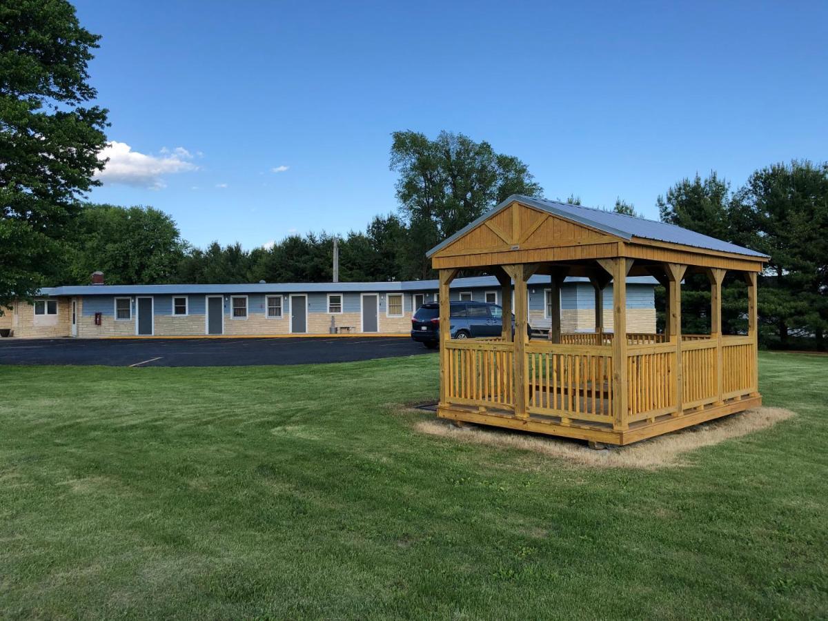 Pine Ridge Motel Dodgeville Dış mekan fotoğraf